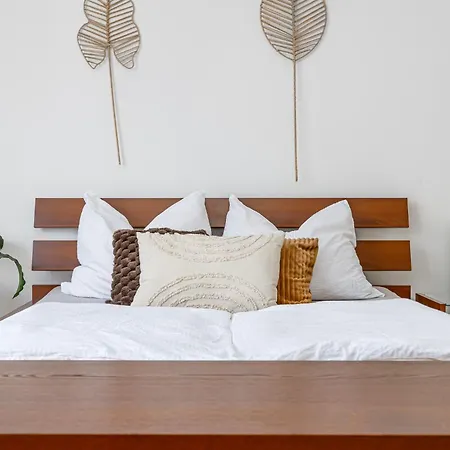 Matteo - Modern With Free Parking * Pressburg