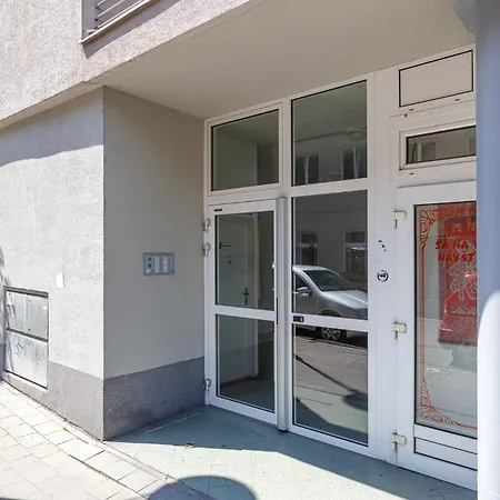 Matteo - Modern With Free Parking * Pressburg