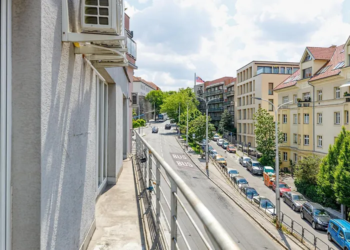 Matteo - Modern With Free Parking Apartmán Bratislava