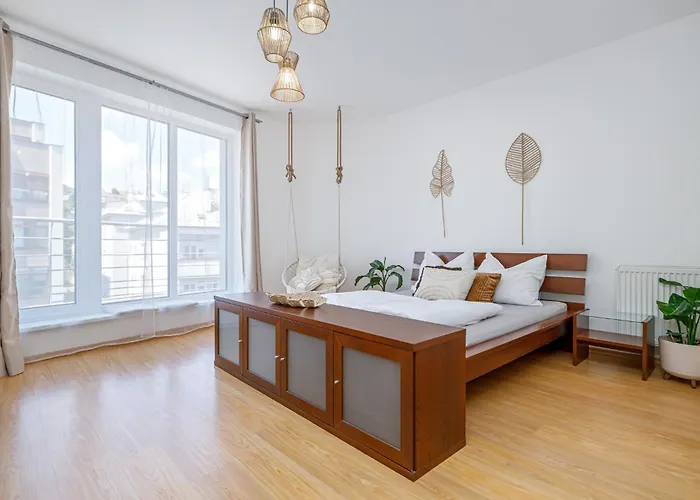 Matteo - Modern With Free Parking Pressburg